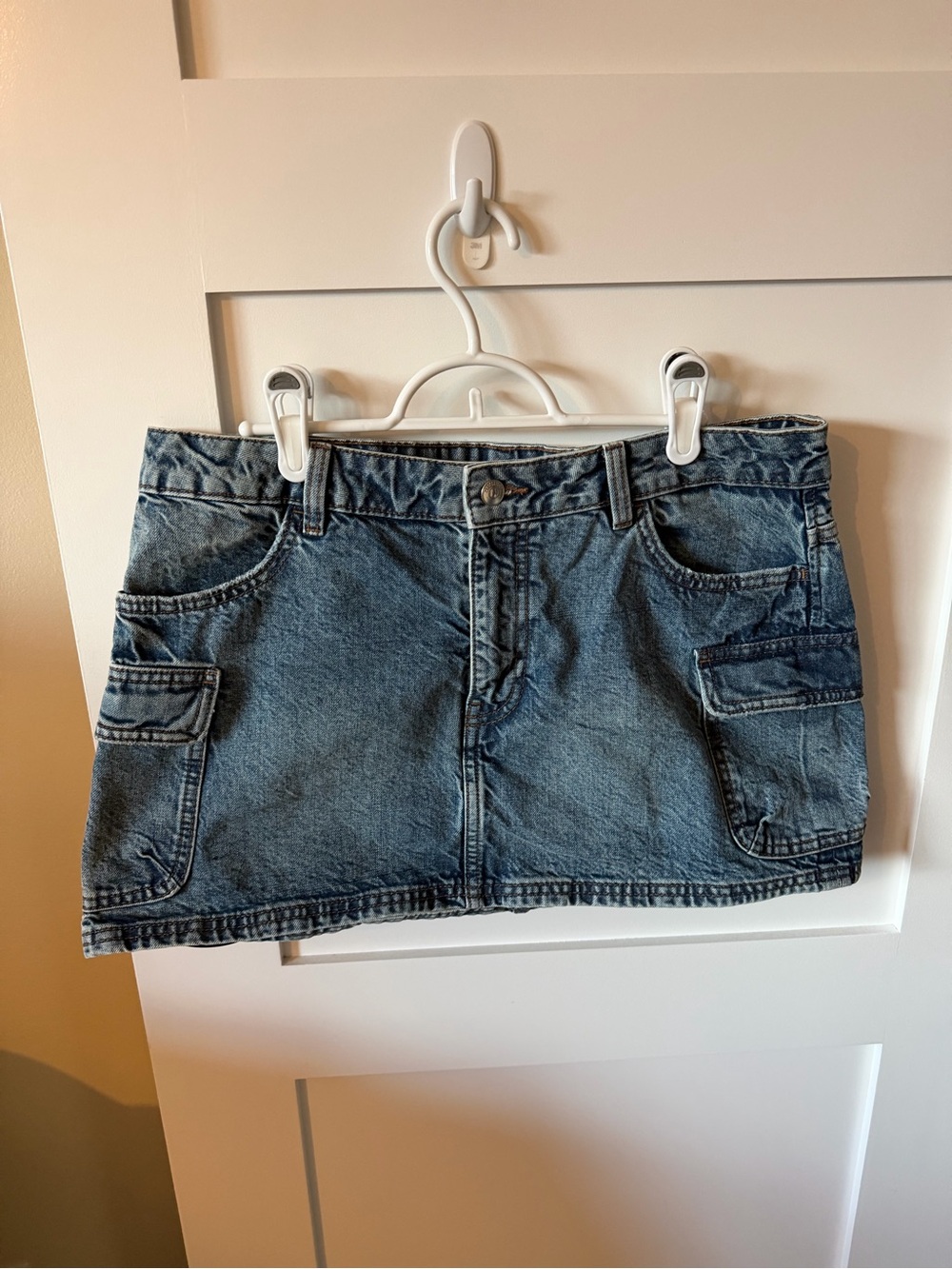 H&M Blue Denim Mini Skirt with Cargo Pockets